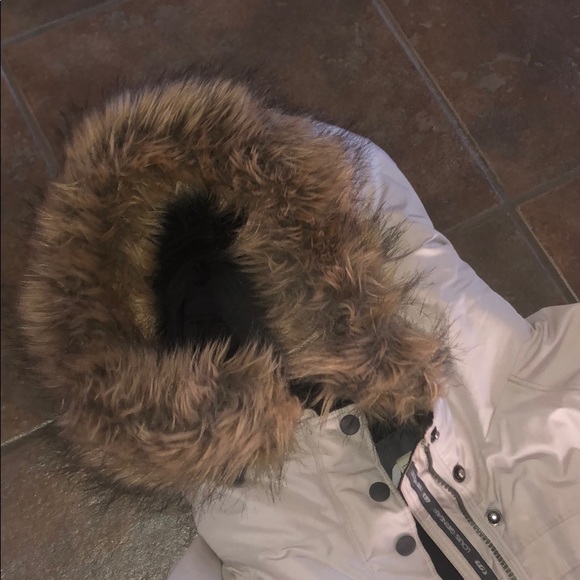 WINTER COAT - Picture 4 of 7